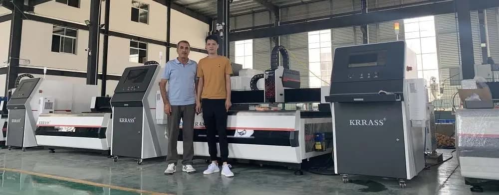 Laser-cutting machine customers from Uzbekistan visit us