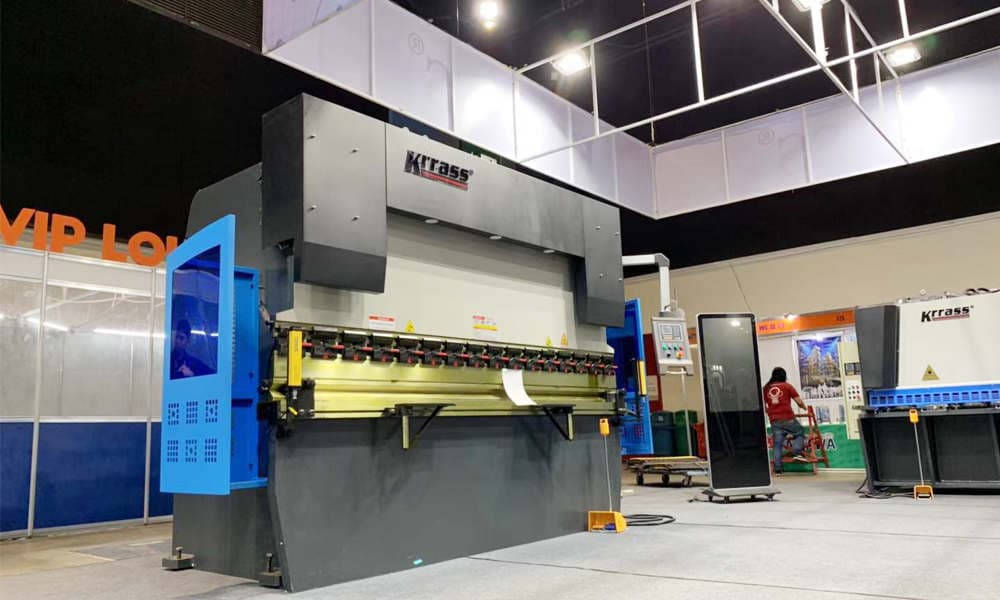 Indonesian agent CNC Press Brake delivered to customer factory for installation and commissioning