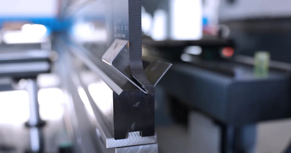 Master Sheet Metal Bending with CNC Press Brakes