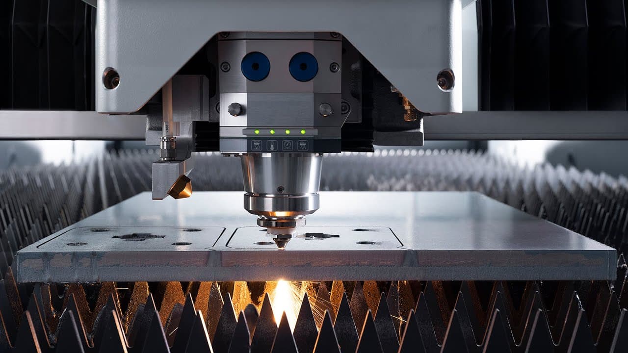Laser cutting machine for steel