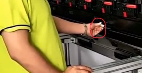 Pictures Hydraulic press brake