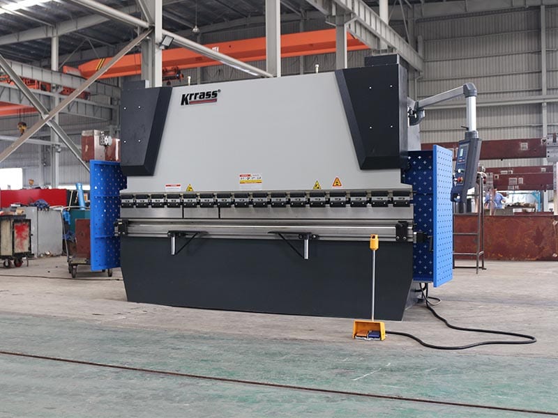 Pictures CNC Bending Machine