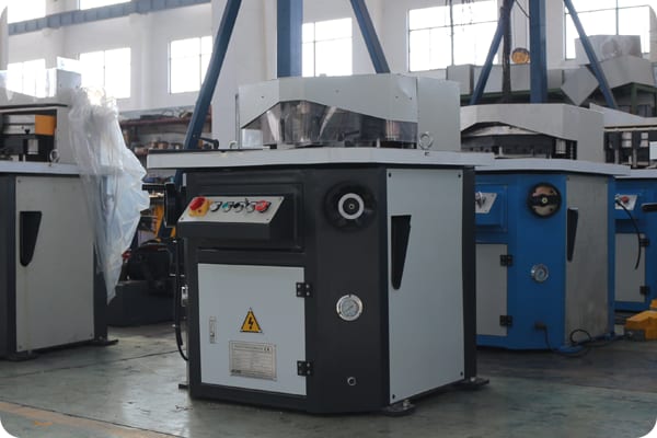 Angle Adjustable Notching Machine