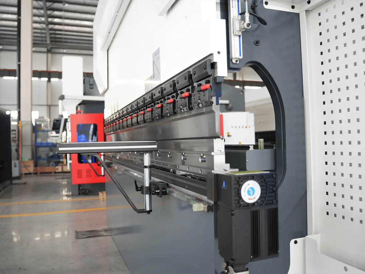 Pictures Hydraulic press brake