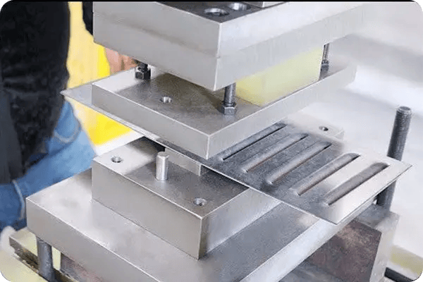 Pictures Louver punching