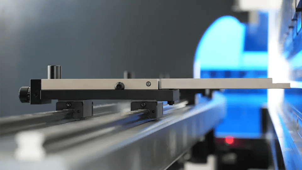 Pictures KRRASS press brake with finely adjustable high-precision back gauge fingers