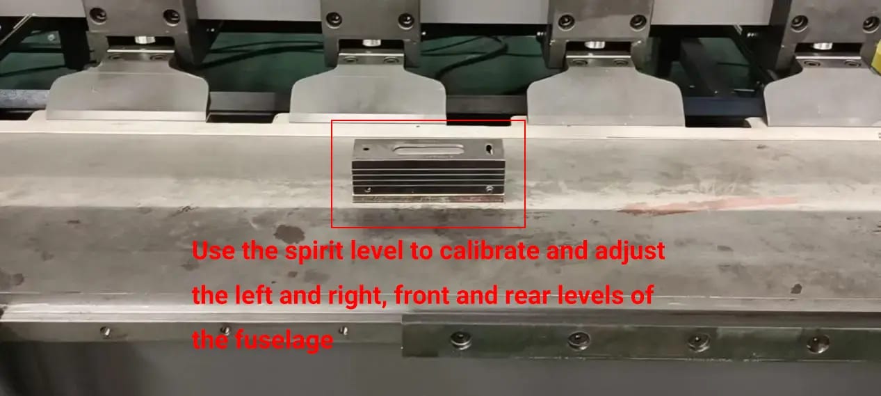 Pictures Adjust the level of the fuselage