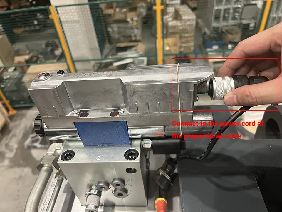 Connect to the power cord of the proportional valve