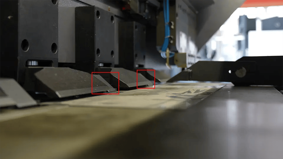 Clamp the metal plate