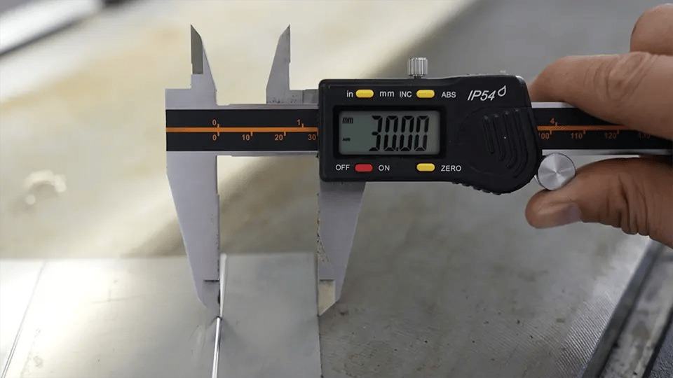 Measure whether the data of each working step meets the requirements
