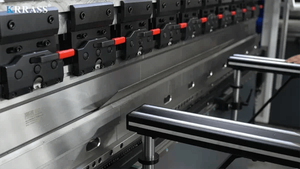 Pictures Use DA-53T CNC press brake for bending and correction 03