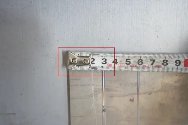 Measuring the slotting interval of the first working step