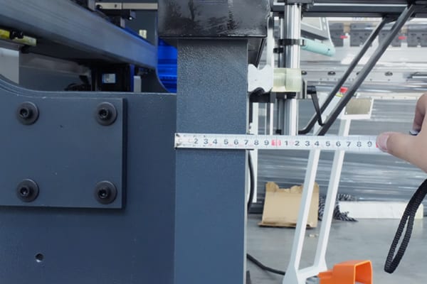 Pictures MB8-80T-2500-DA66T-Thickness of workbench