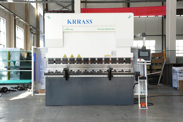 Pictures The 80Ton CNC Press Brake
MB8-80T2500-DA53T