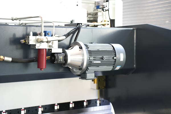 Pictures MB8-80T2500-DA53T