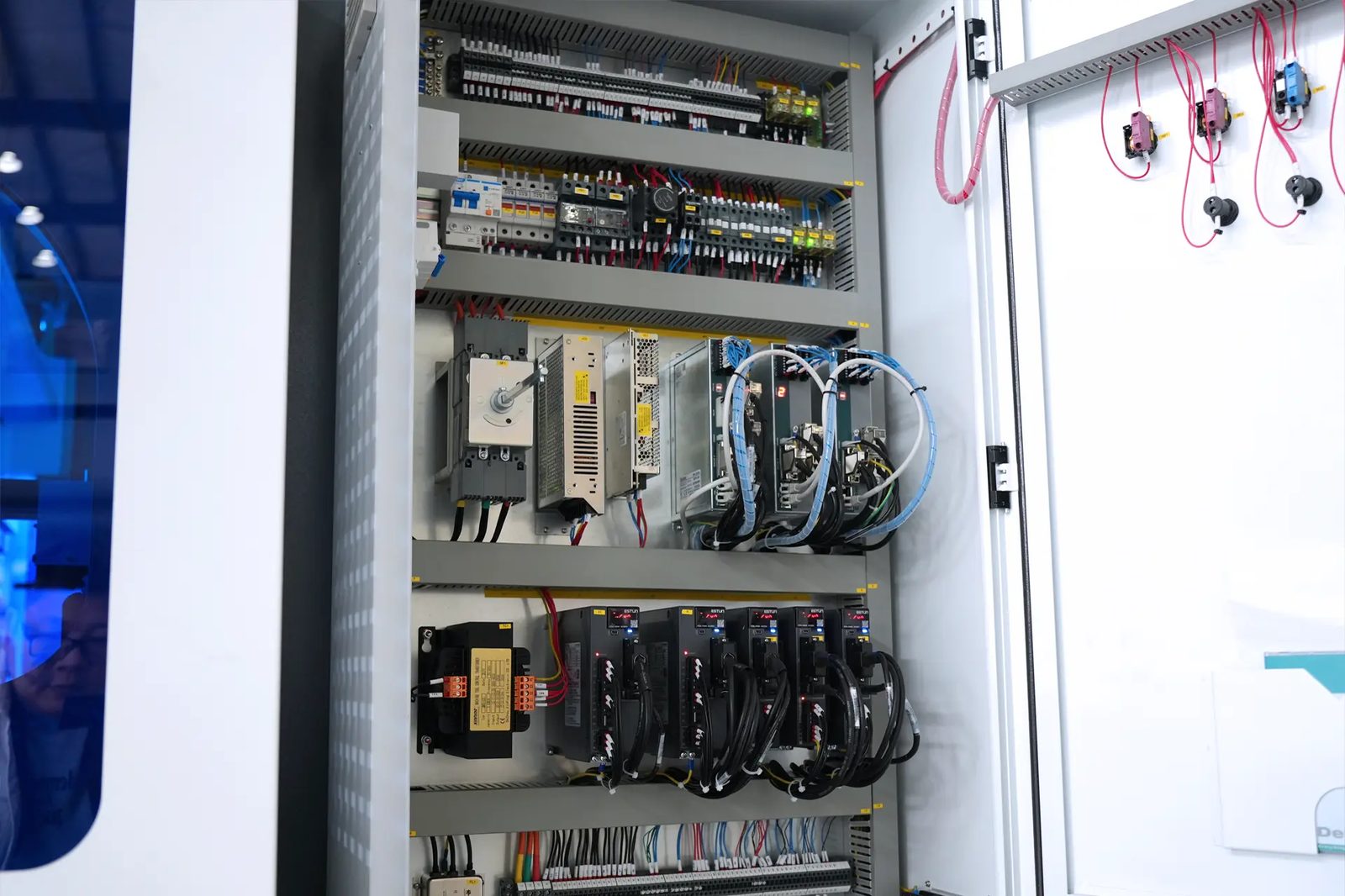 Pictures Schneider Electric