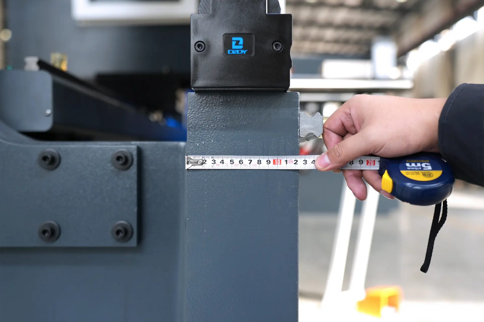 Pictures Thickness of workbench(125mm)