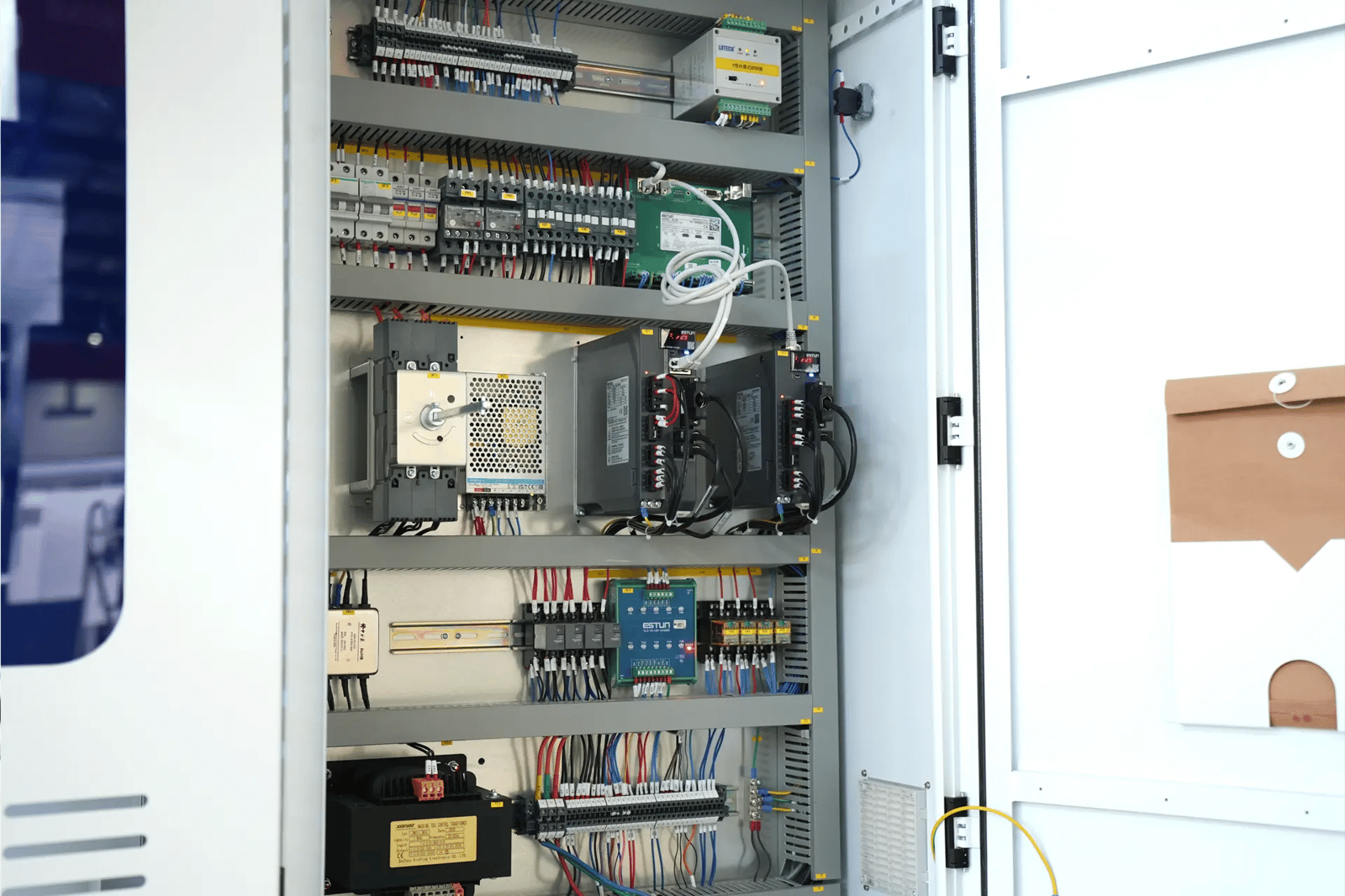 Pictures Schneider Electric