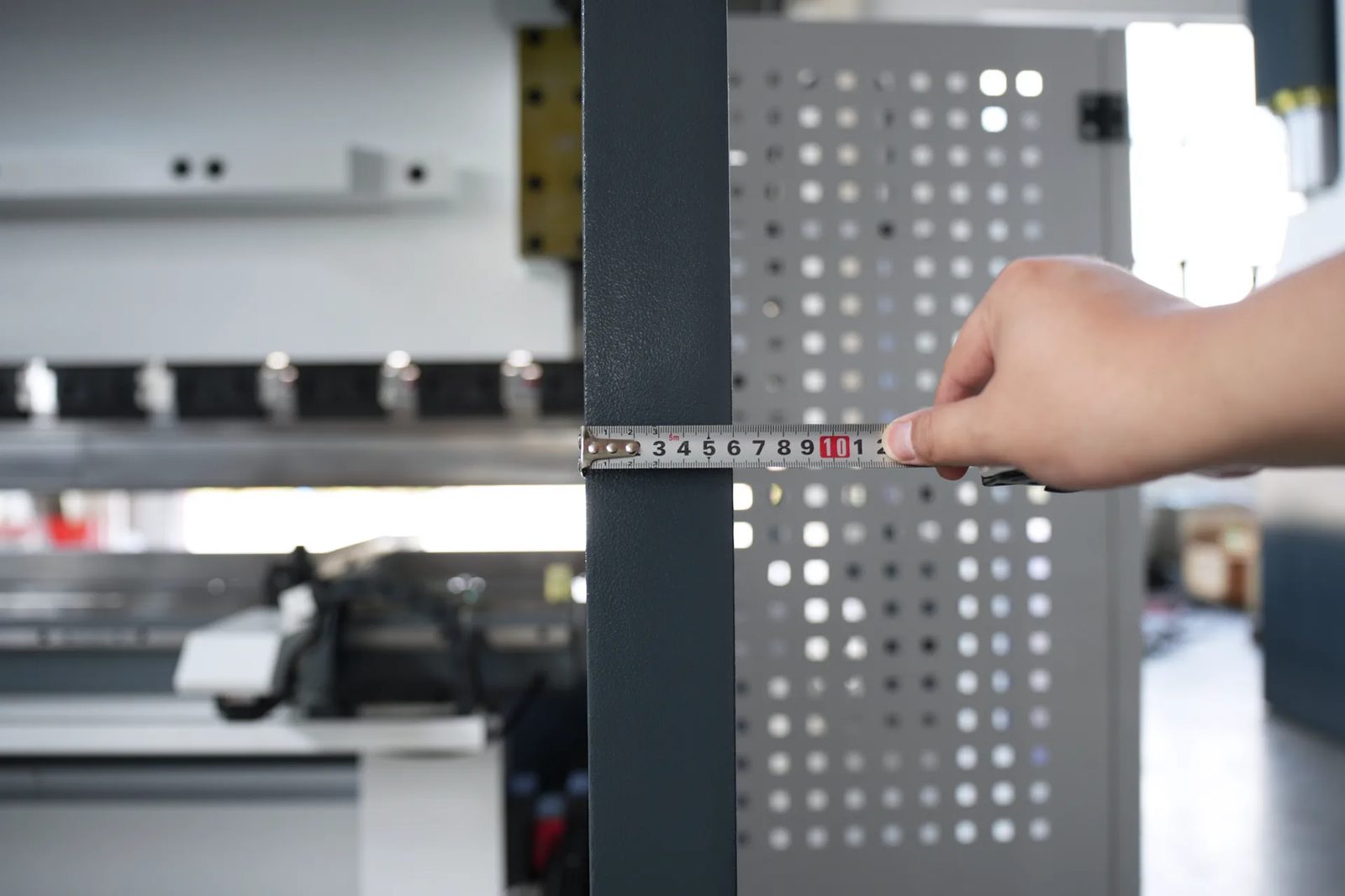 Thickness of side panel(60mm)
