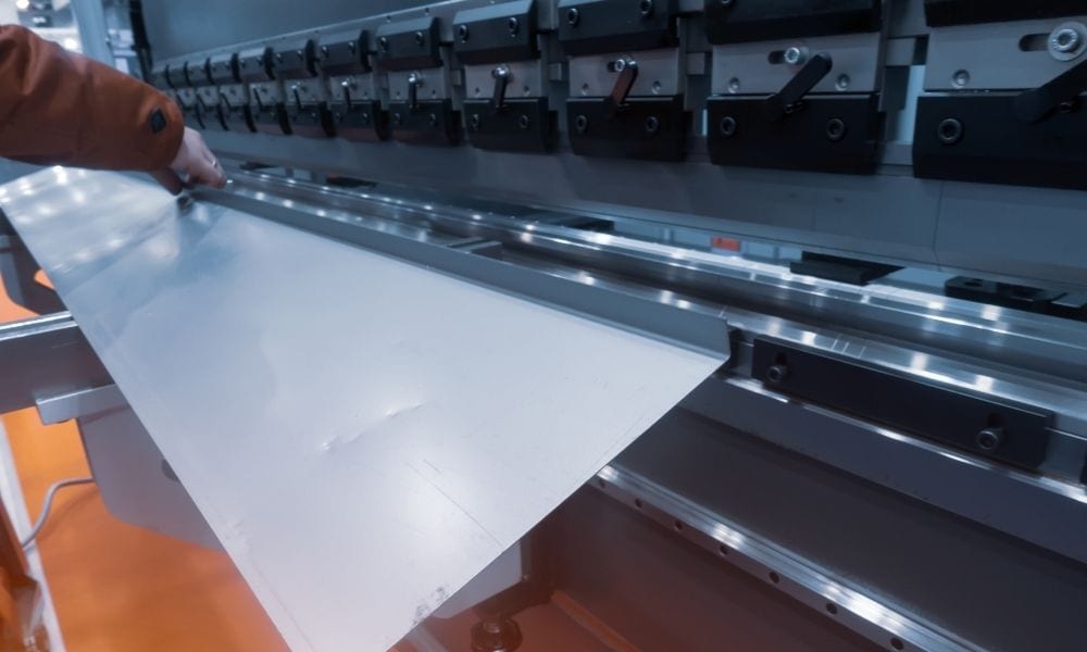 Pictures Manual press brake limits the productivity
