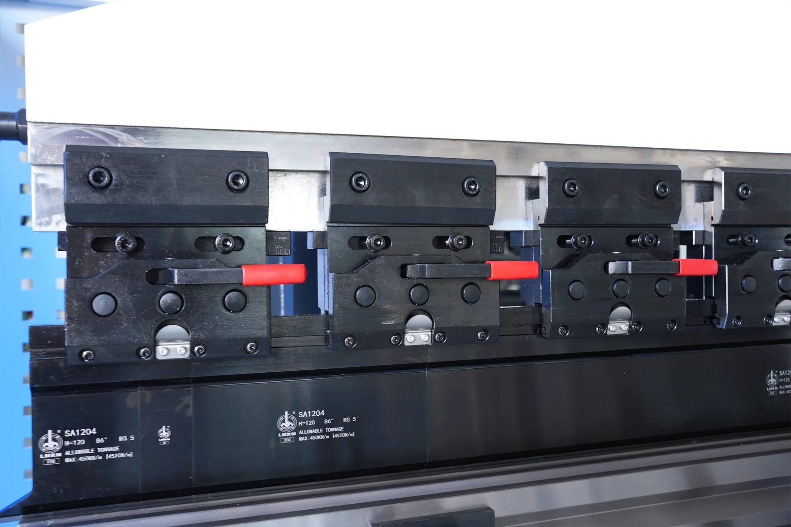 Pictures Manual Upper Tool Clamping