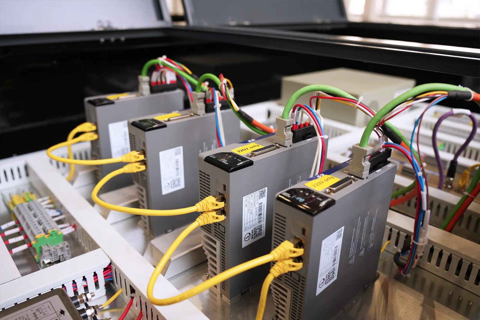 Pictures High Speed Servo Motor And Drive