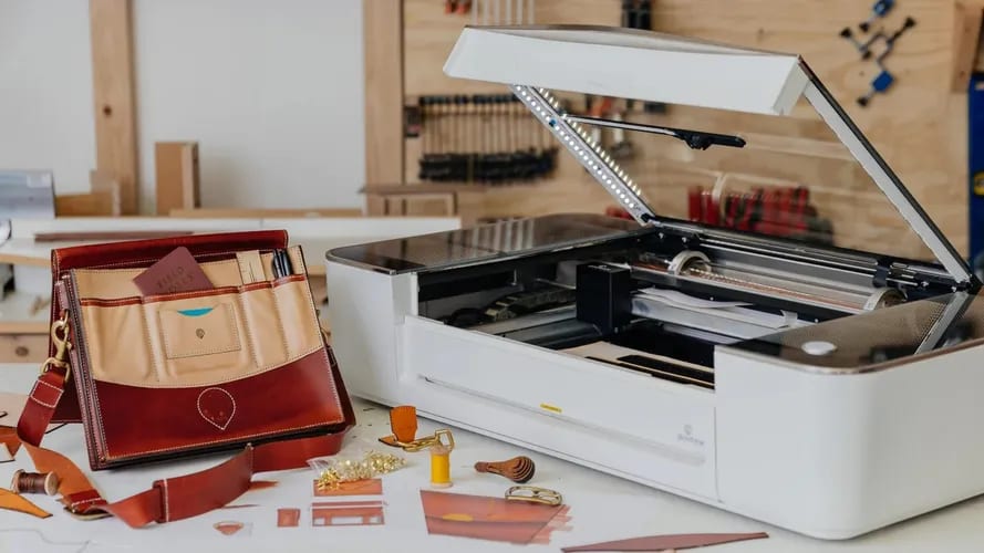 Pictures Metal laser cutting machine for home