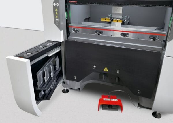 Pictures Bystronic Xpert 40