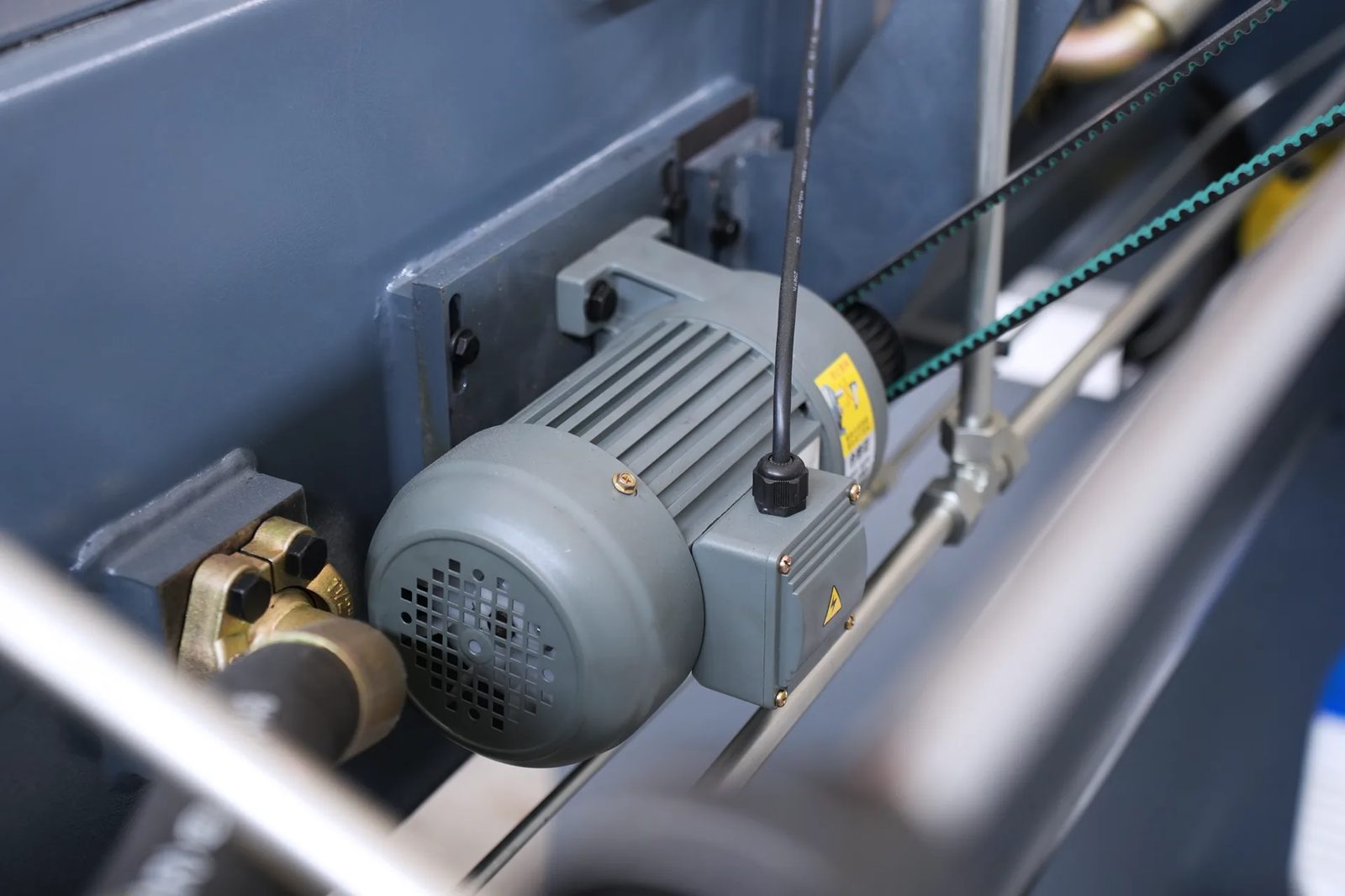 Pictures Y-axis 400W reduction motor