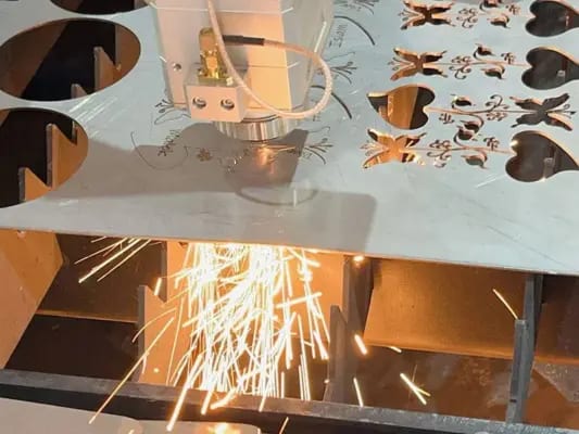 Best Fiber laser cutting machine price China