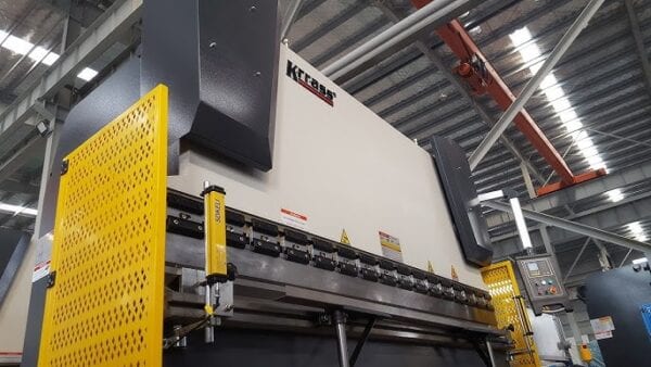 Pictures CNC metal brake maintenance