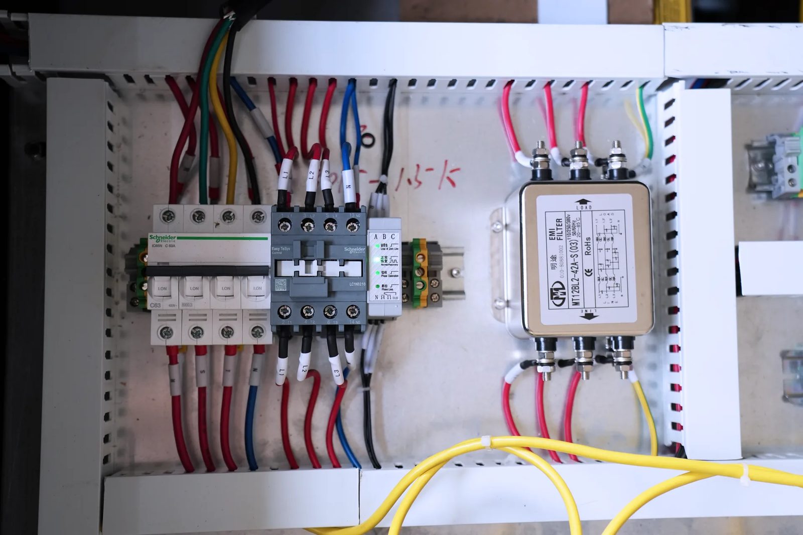 Pictures Schneider Electric