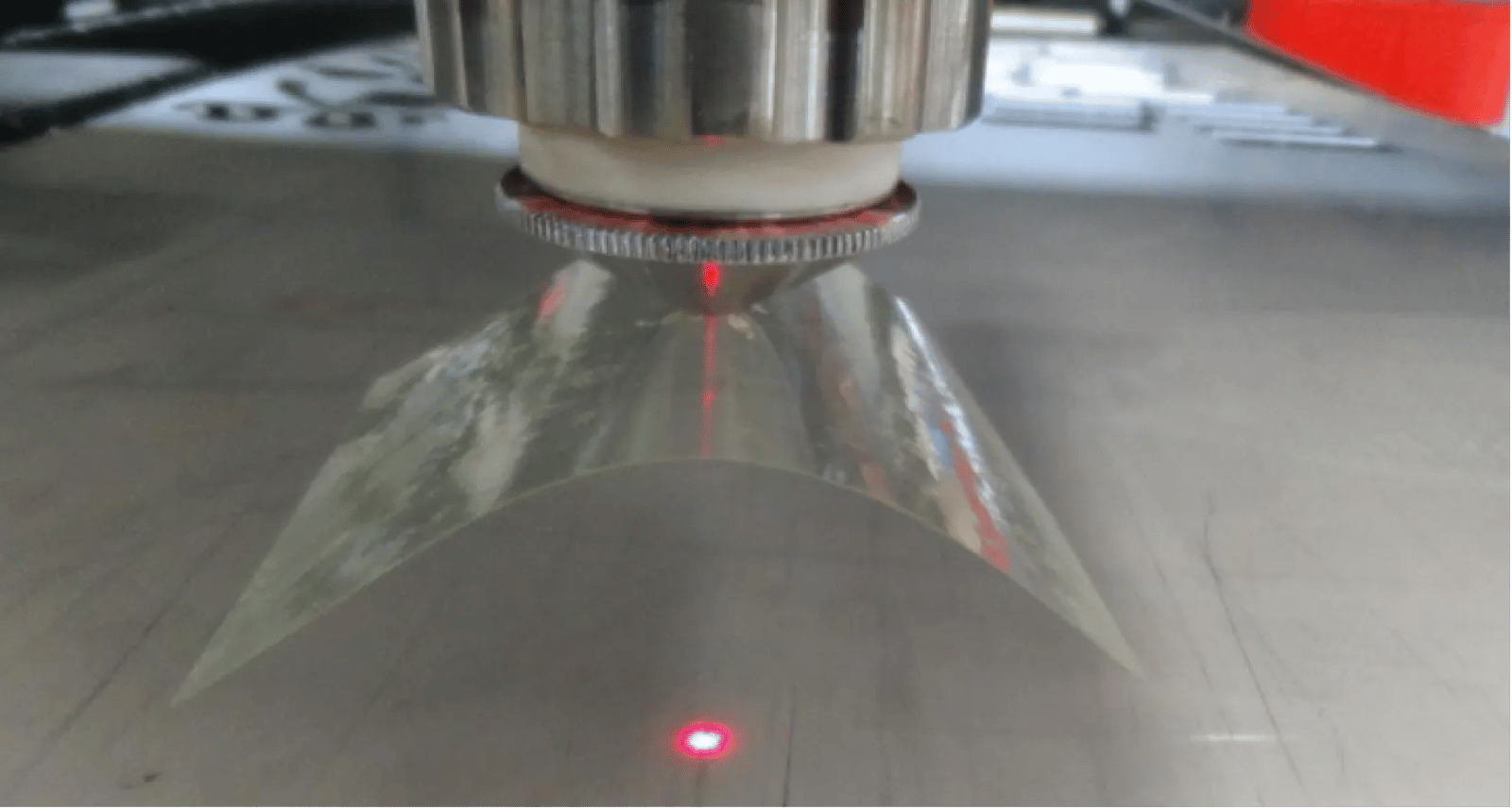 Pictures Ensure Coaxial Alignment of the Laser Light and Nozzle