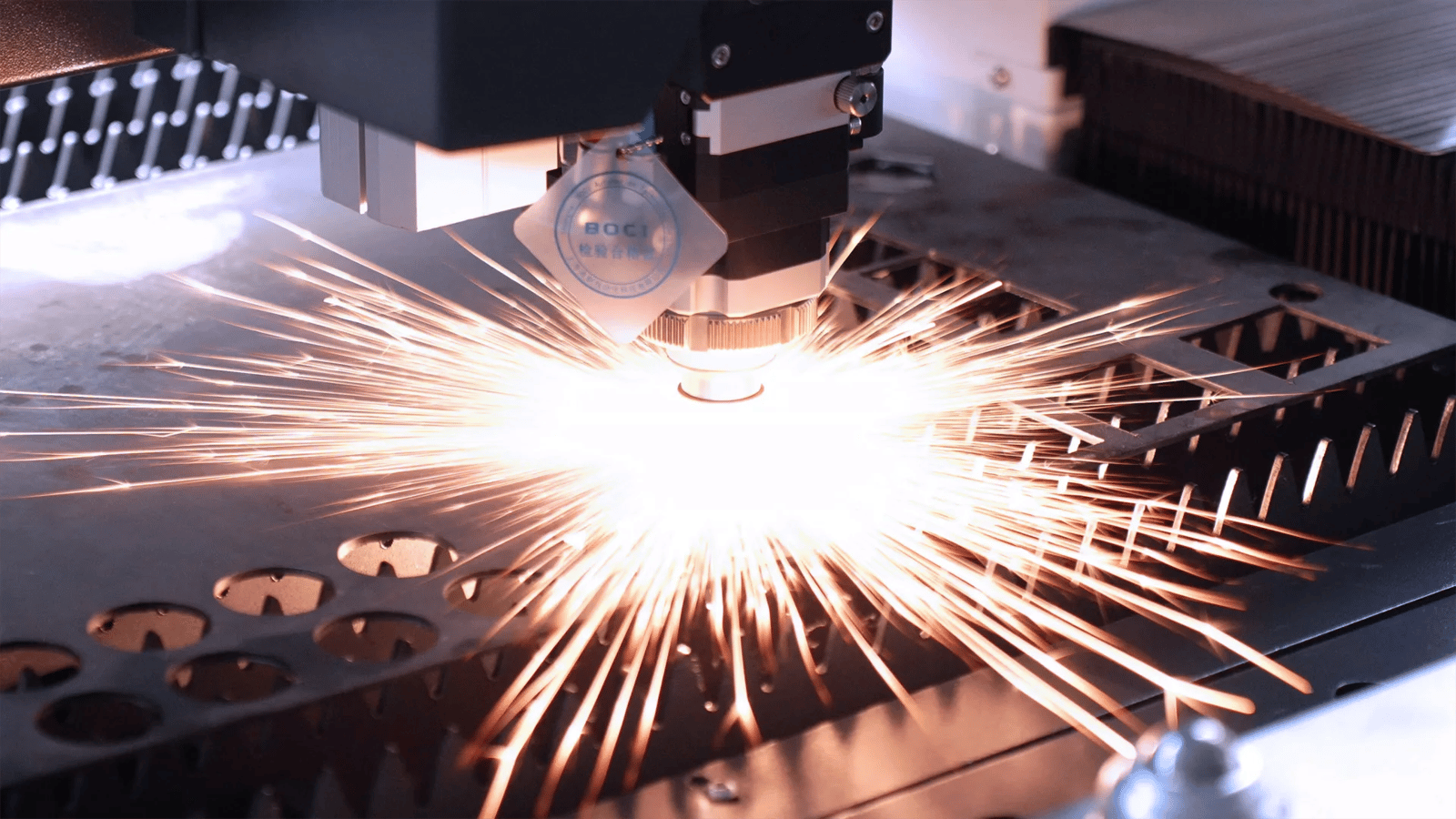 Pictures Practical Tips for Choosing a Laser Cutting Machine Supplier