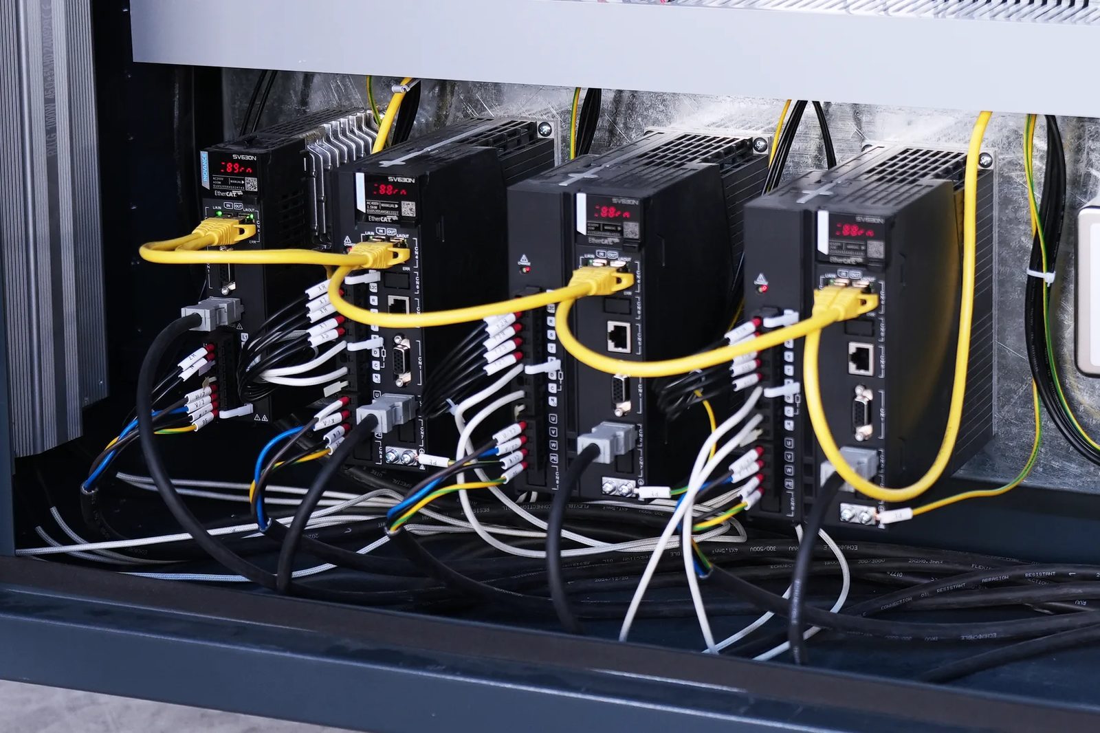 Pictures High Speed Servo Motor And Drive