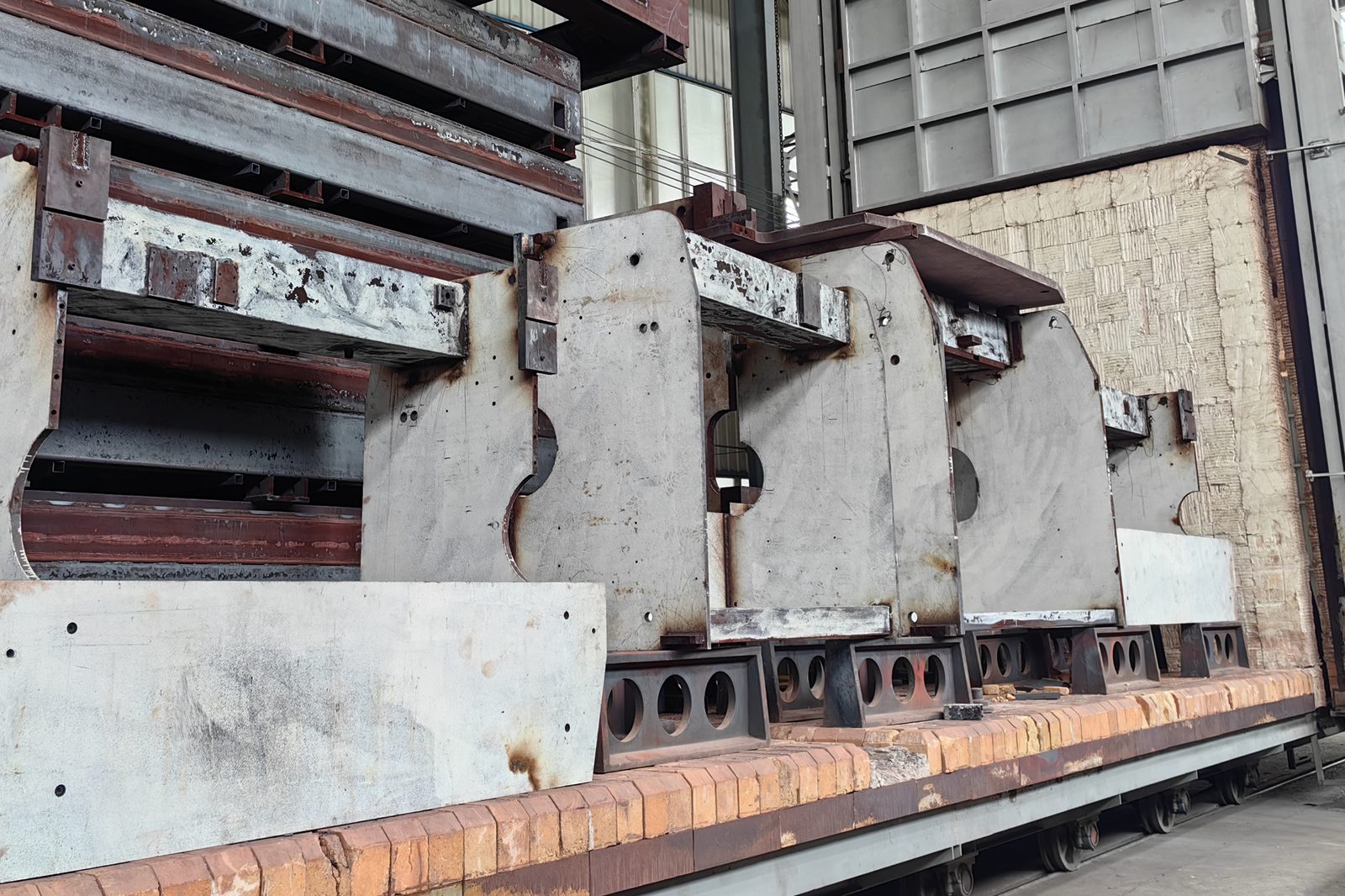 Pictures sheet metal bending machine Heat Treatment