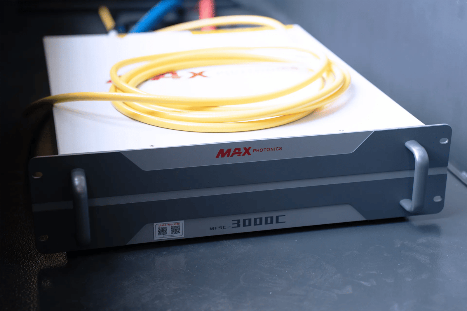 Pictures Max China MFSC 3000W Laser Source