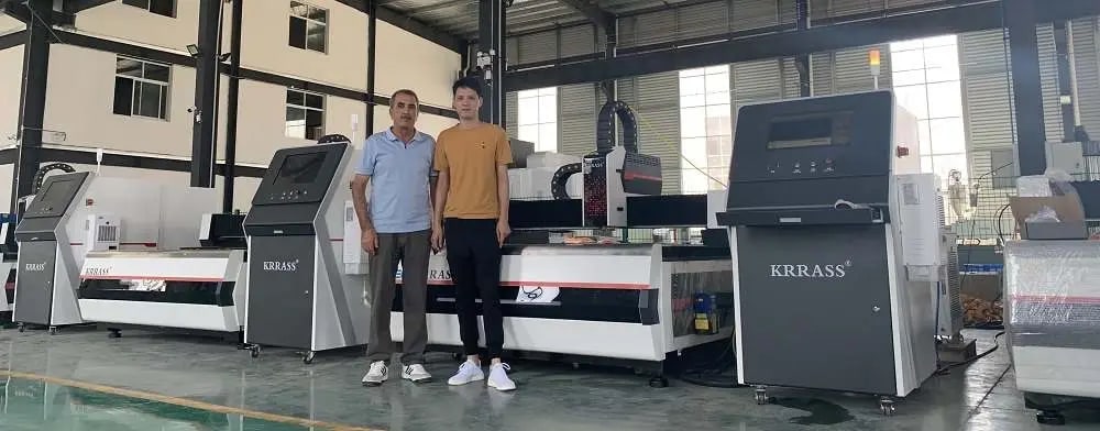 Laser-cutting machine customers from Uzbekistan visit us