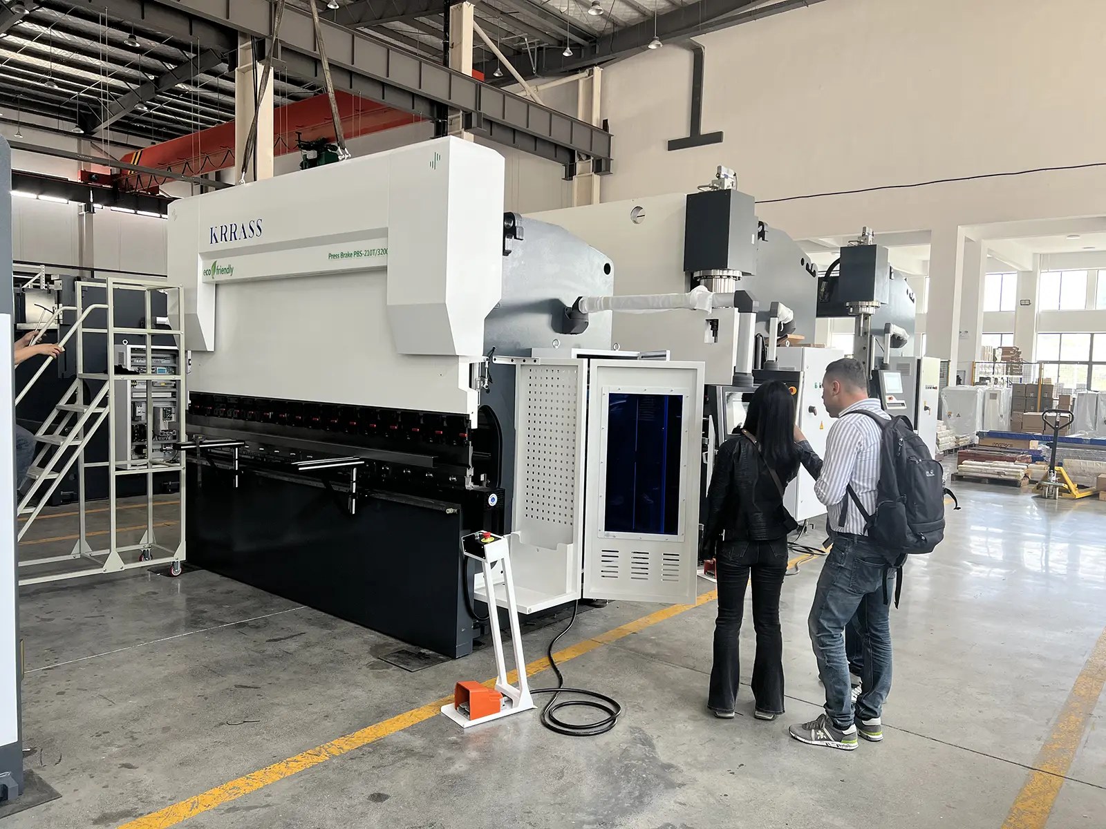 CNC Press Brake vs NC Press Brake