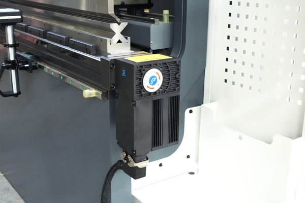 Pictures PBS-110T2500-DA58T Electric Crowning System