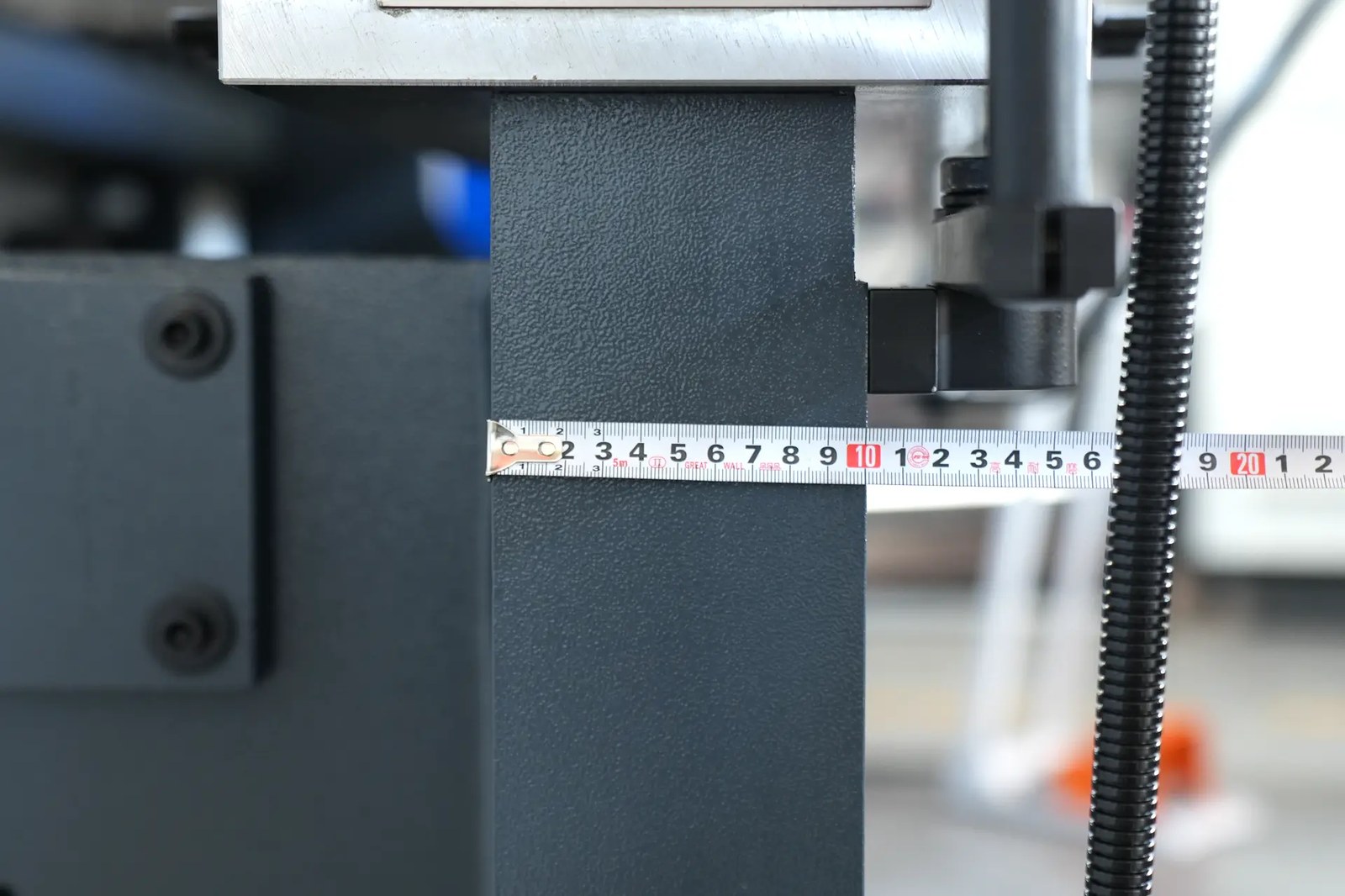 MB8 175T3200 6+1 Axis with DA-53T Thickness of workbench