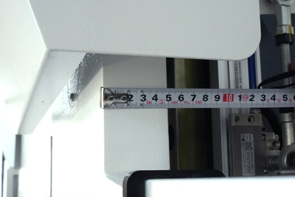 MB8-80T-2500-DA66T-Thickness of slider