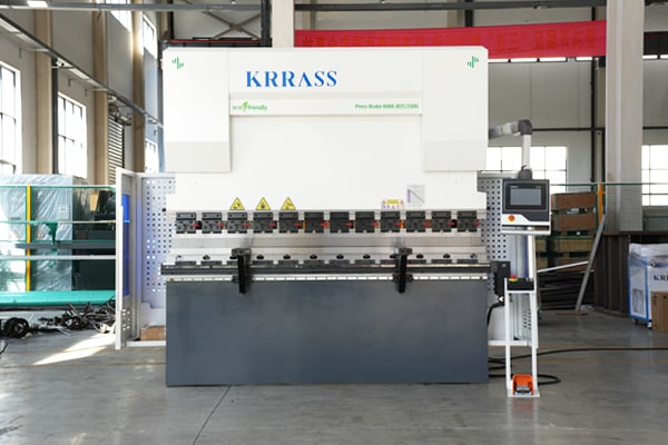 Pictures The 80Ton CNC Press Brake
MB8-80T2500-DA53T