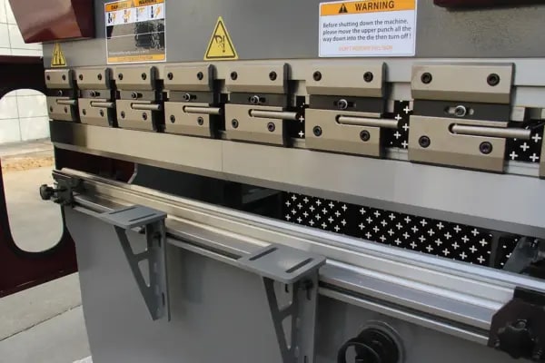 what is a small hydraulic press brake