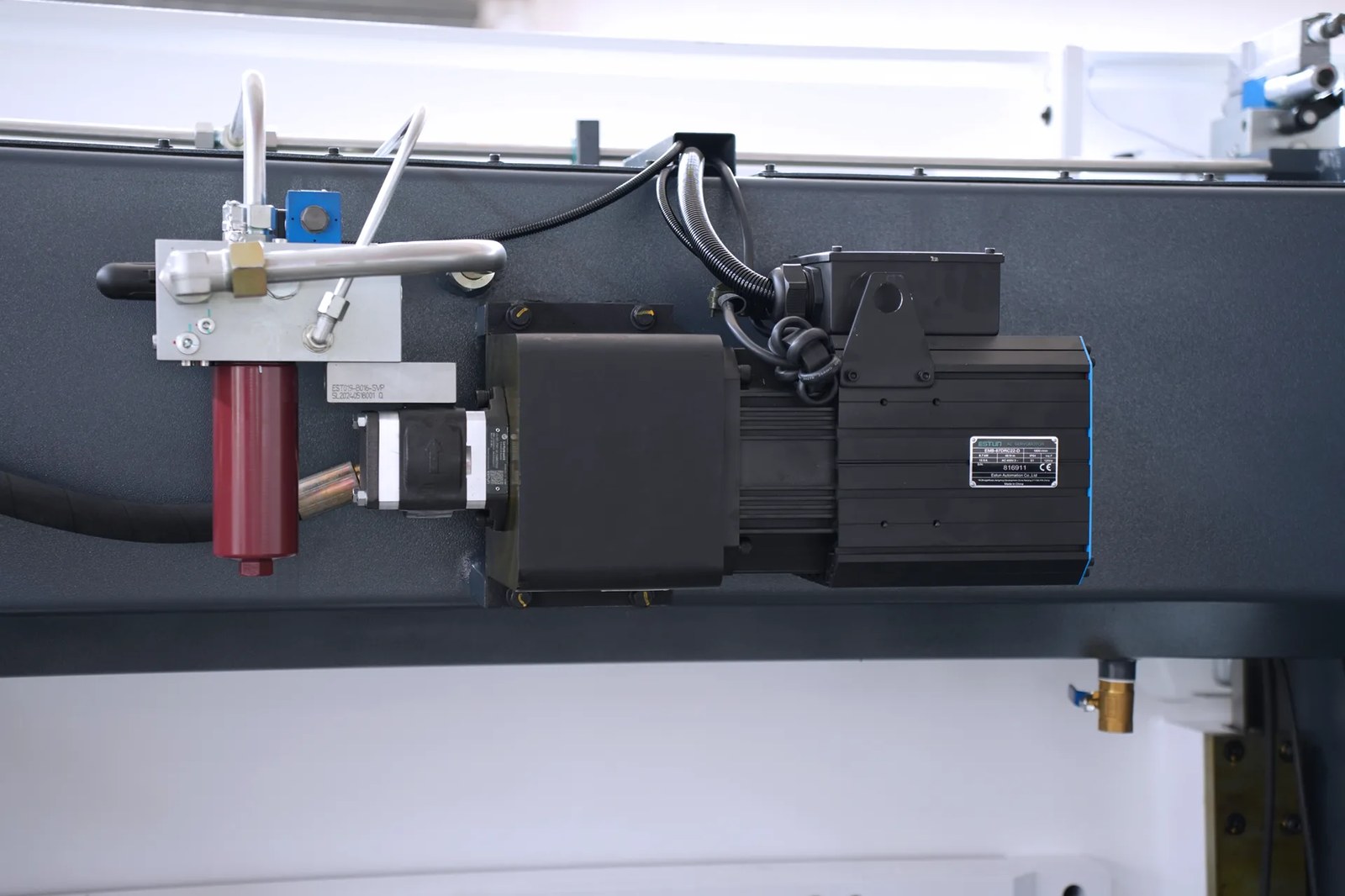 The Heart of Efficiency: Main Motor Servo Drive Technology