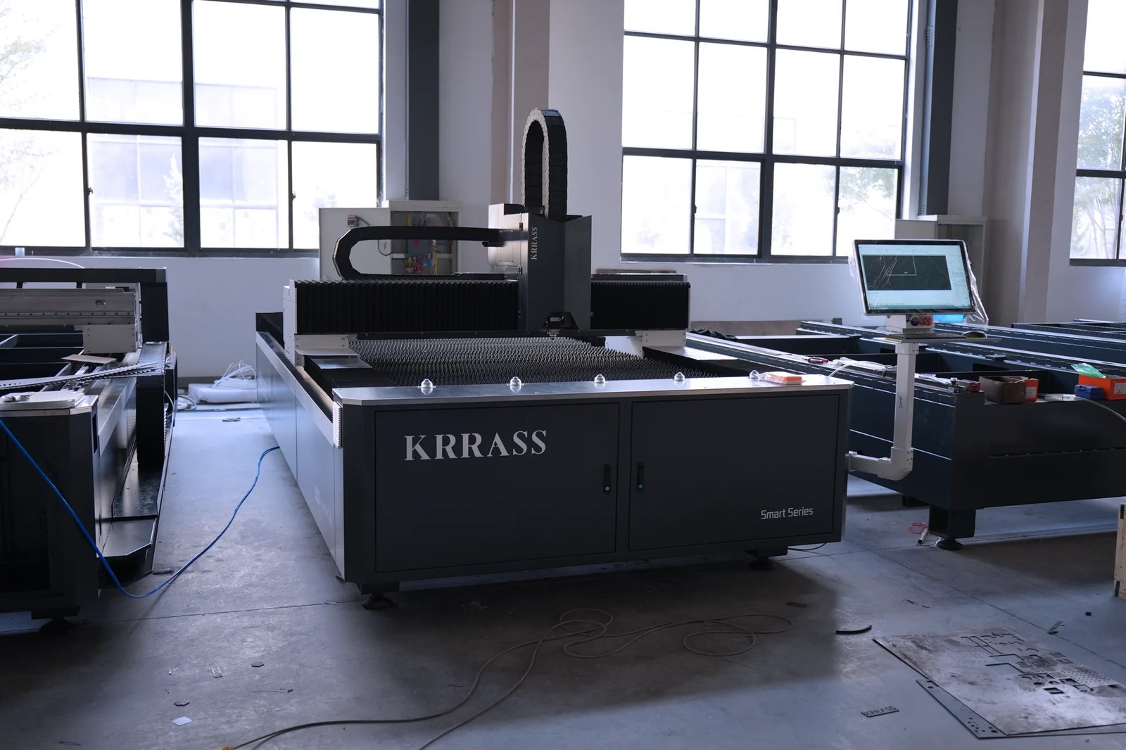 RAS-3015 Smart 3000W Efficient Fiber Laser Cutting Machine