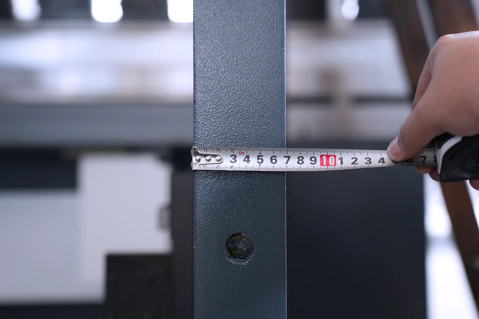 Thickness of side panel (70mm)