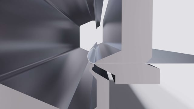 ينحني نصف القطر الكبير عند 135 درجة