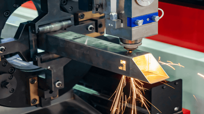 Fiber laser tube cutting machine China