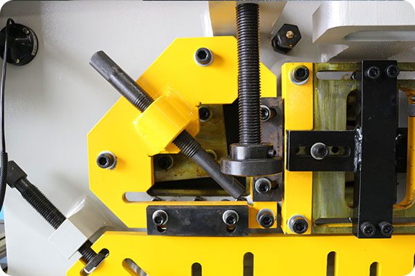 Hydraulic Ironworker Machine by KRRASS Machine Tool